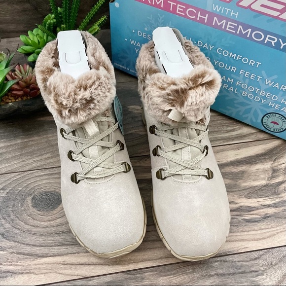 NIB Skechers Cold Catcher Faux Fur Cuff Snow Boot - Picture 5 of 13